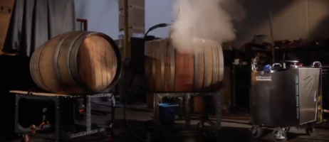 Rengøring af vintønder og tappeanlæg Rengør effektivt vintønder, tappeanlæg mm. med damp.